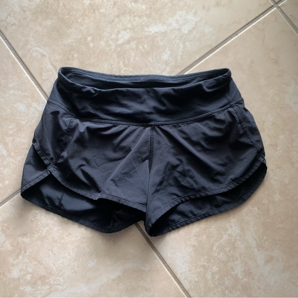 lululemon speed up shorts 2.5”